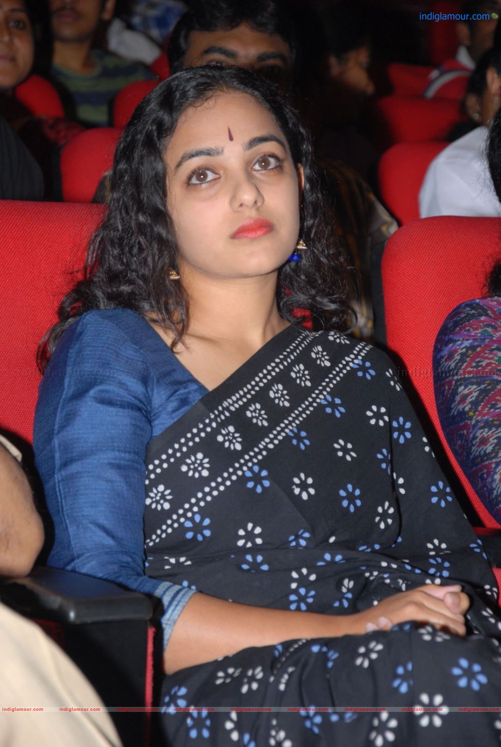 Nithya Menon Actress hd photo
