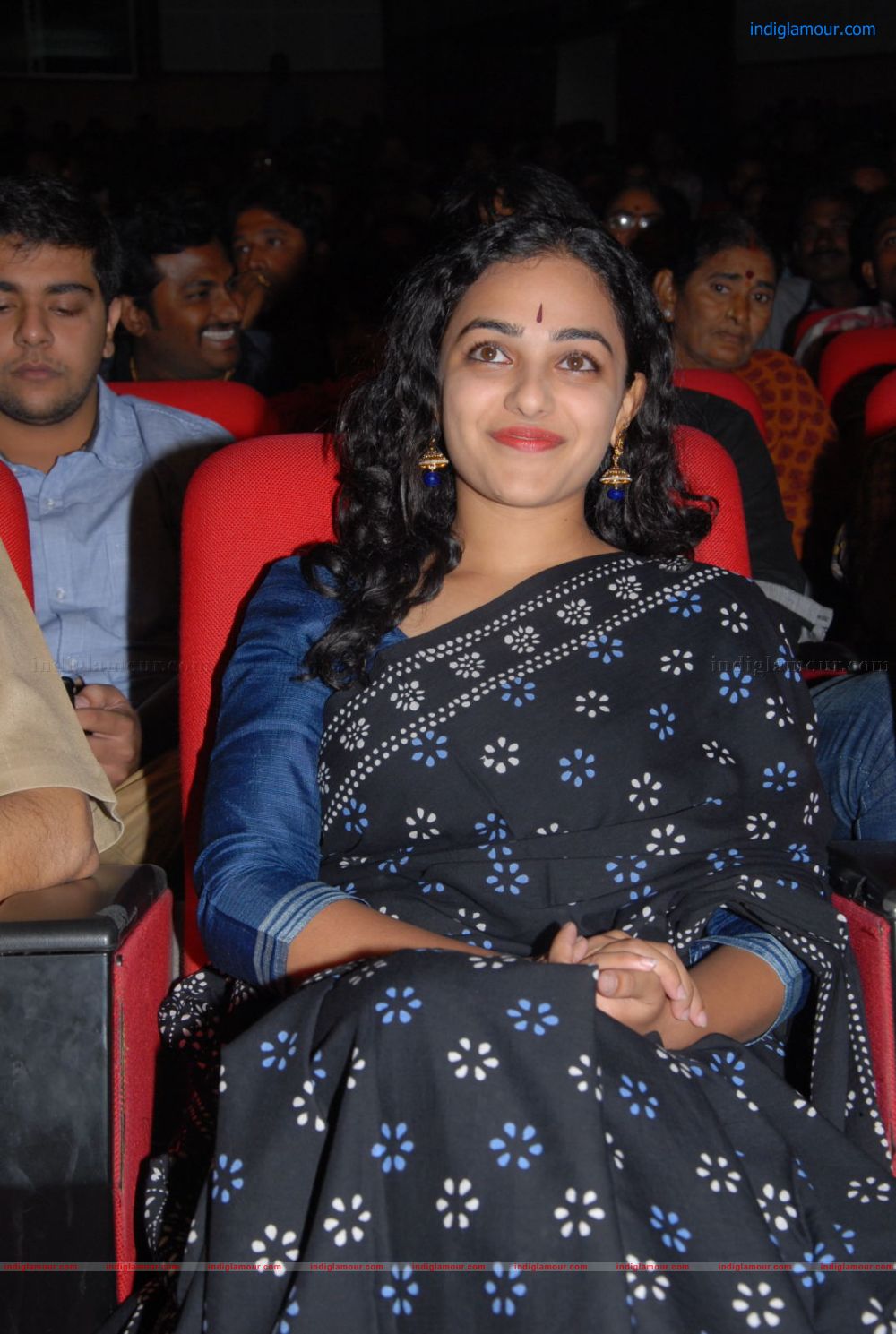 Nithya Menon Actress hd photo