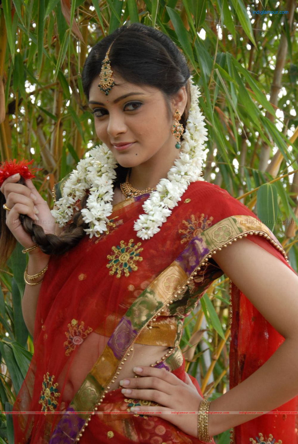 Aiswarya Actress hd photo