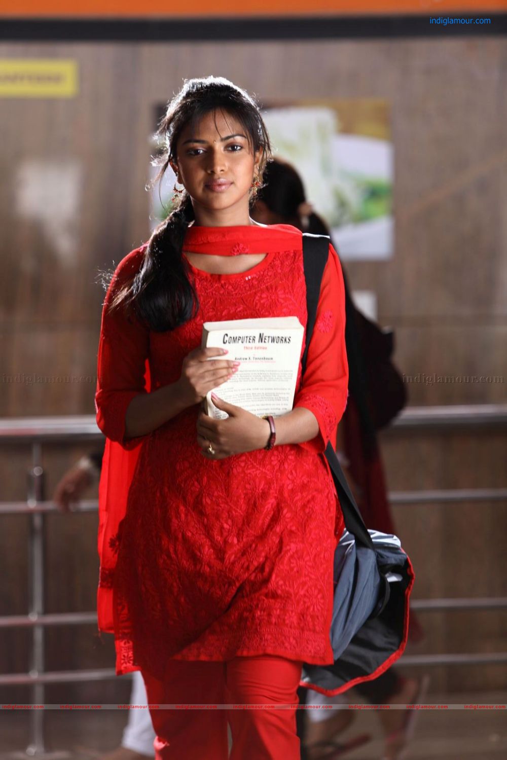 Amala Paul Actress hd photo