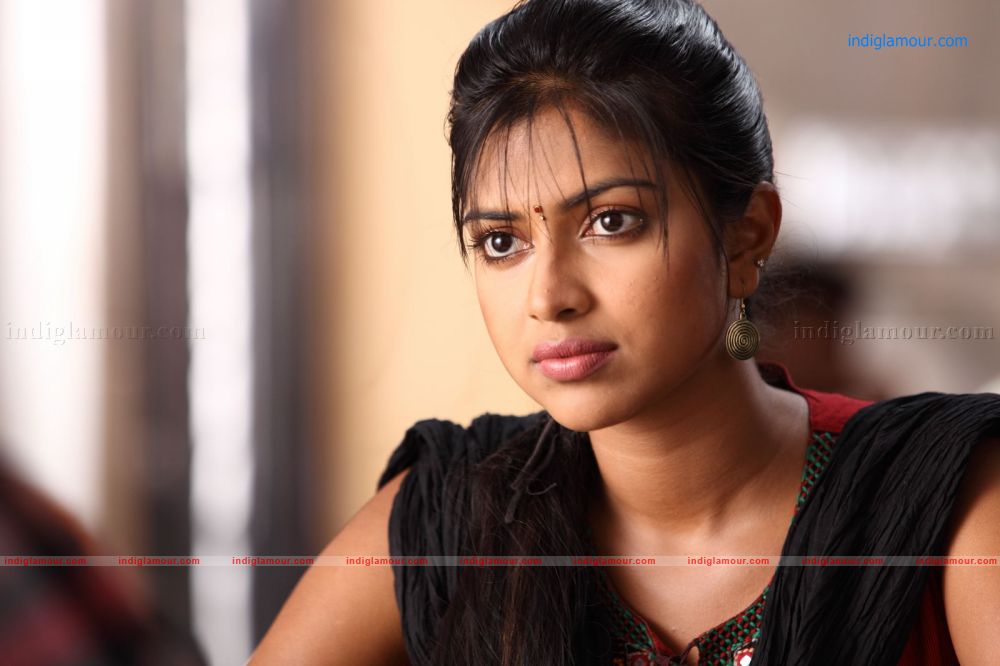 Amala Paul Actress hd photo