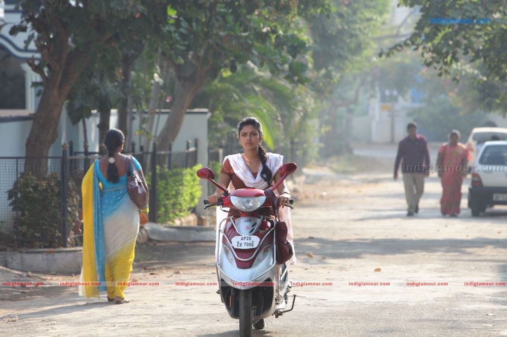 Amala Paul Actress hd photo