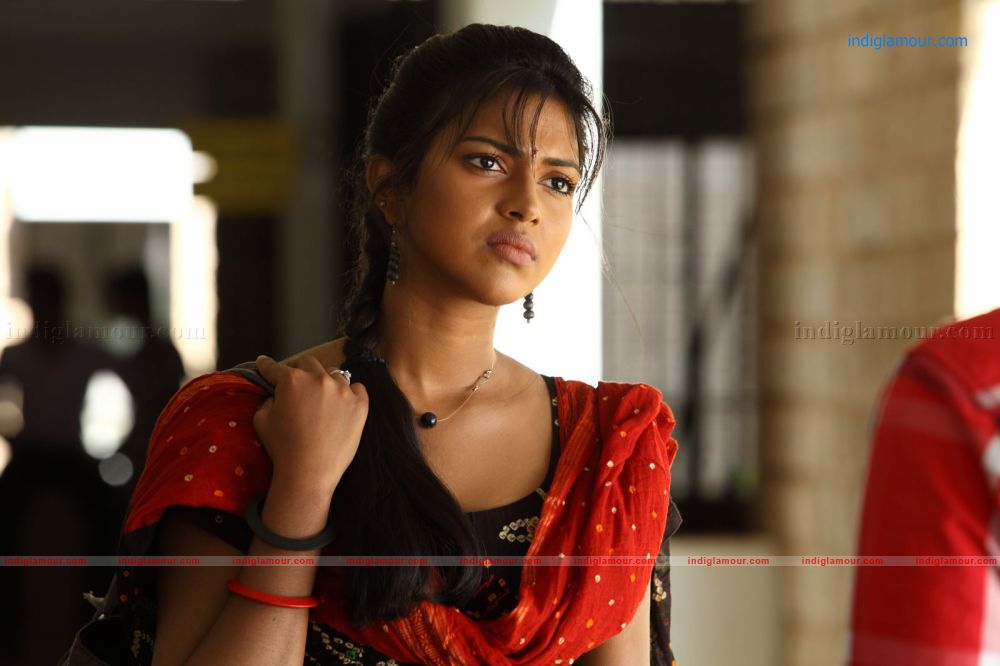 Amala Paul Actress hd photo