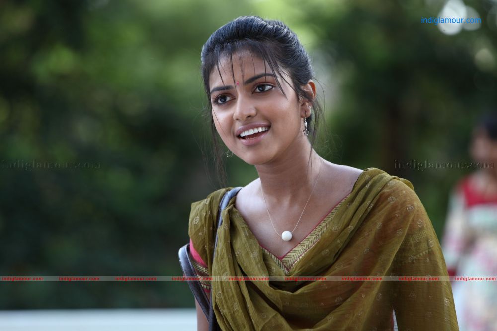 Amala Paul Actress hd photo