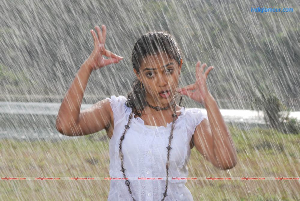 Nithya Menon Actress hd photo