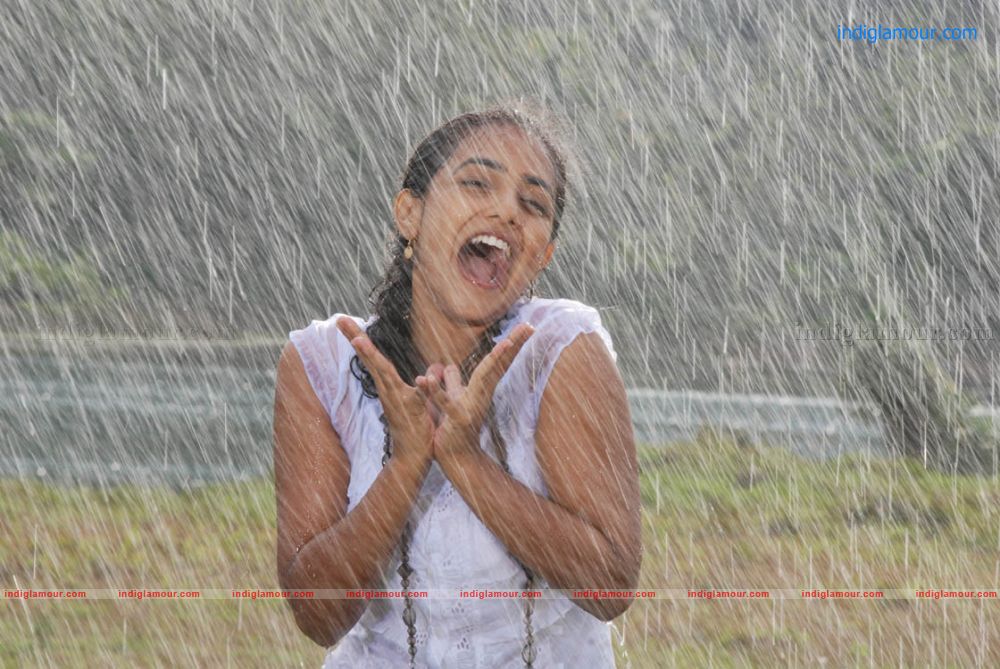 Nithya Menon Actress hd photo