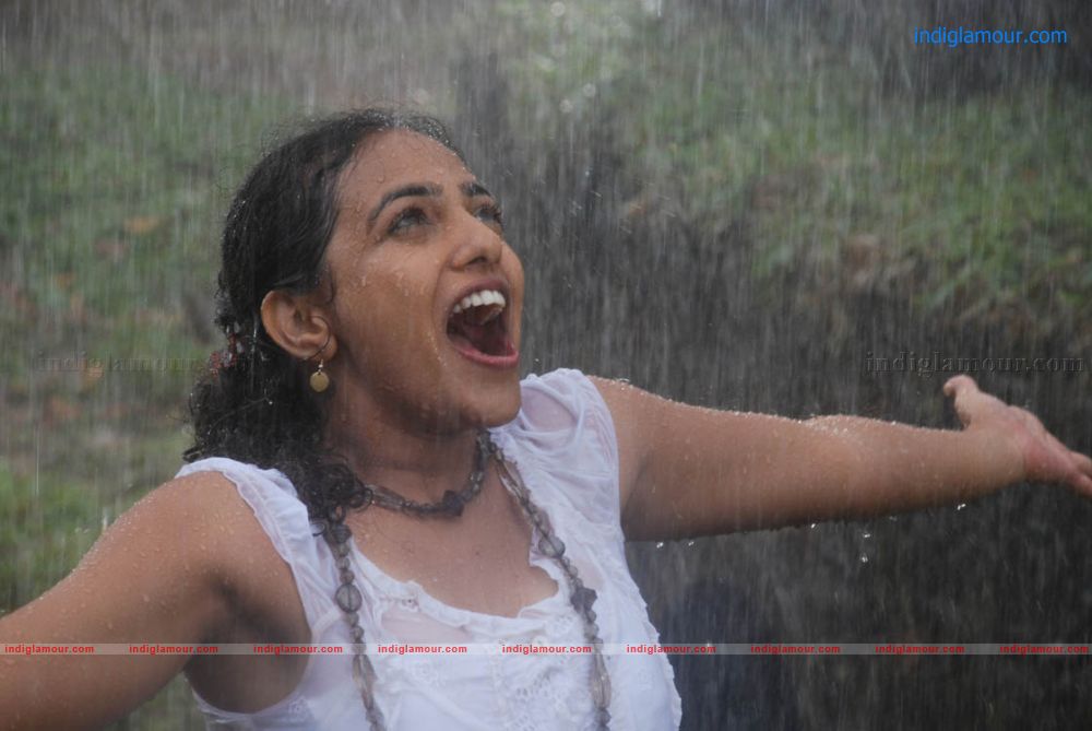 Nithya Menon Actress hd photo