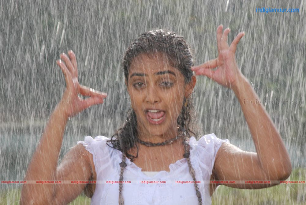 Nithya Menon Actress hd photo