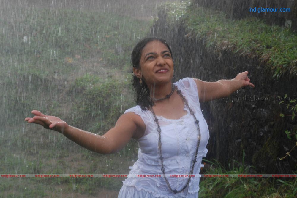 Nithya Menon Actress hd photo