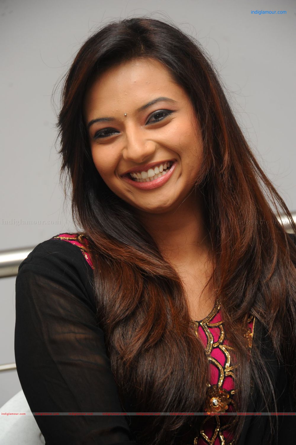 Isha Chawla Actress hd photo