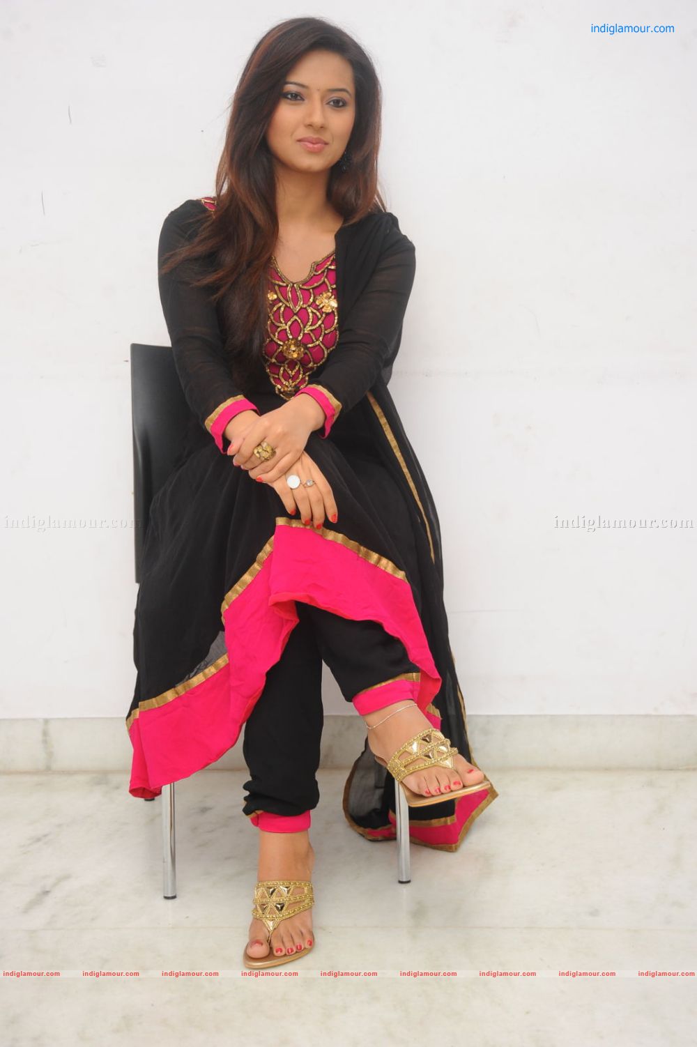 Isha Chawla Actress hd photo