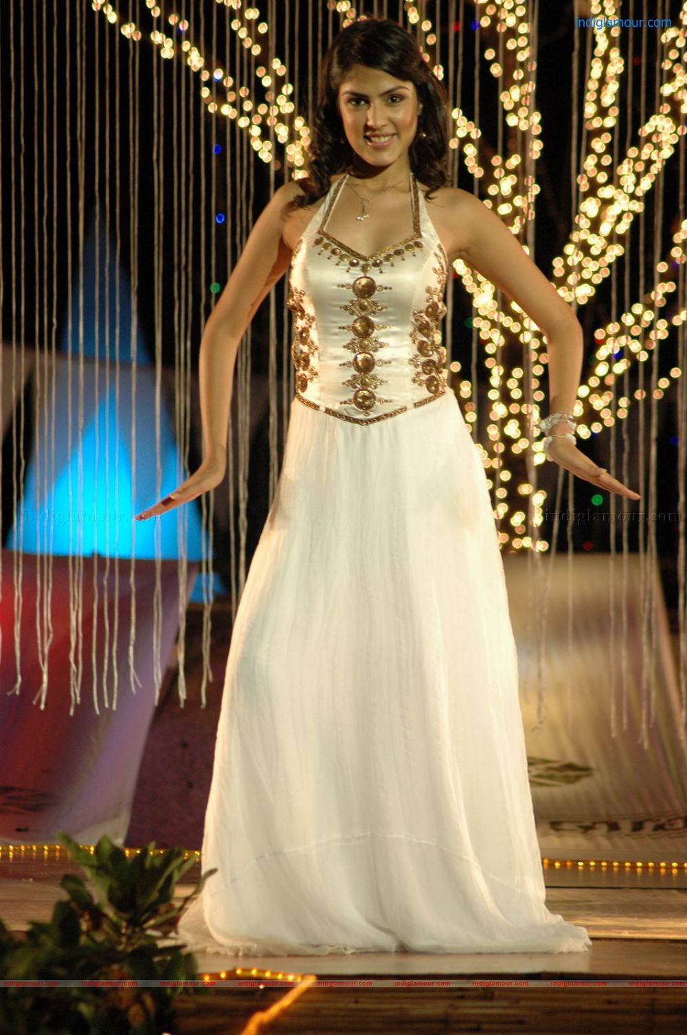 Rhea Chakraborty Actress hd photo