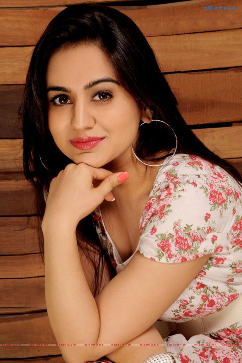 Aksha Actress hd photo