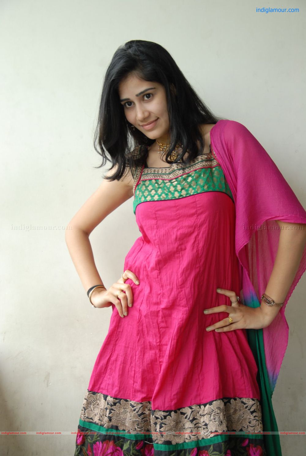 Tamakshi Actress hd photo