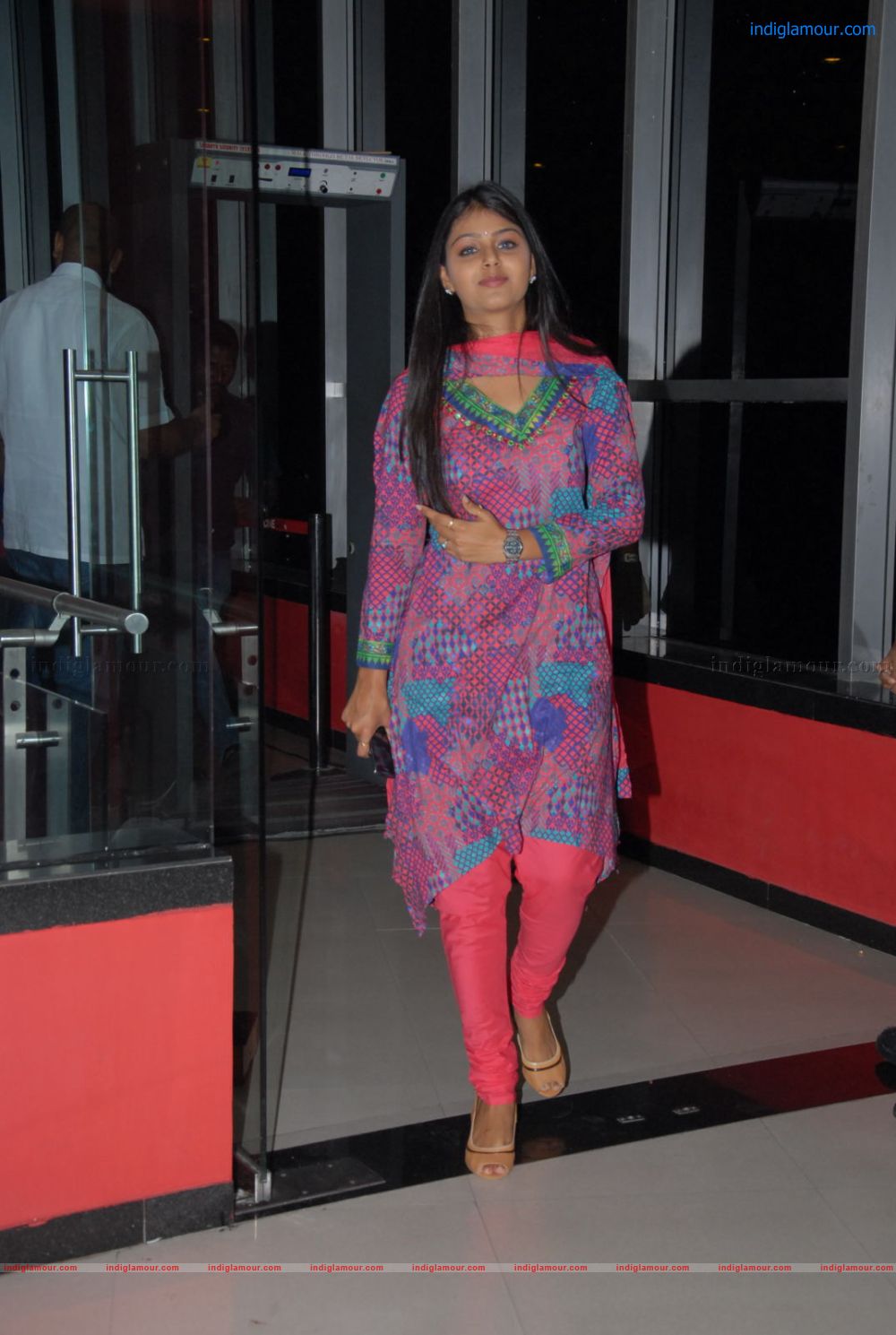 Monal Gajjar Actress hd photo