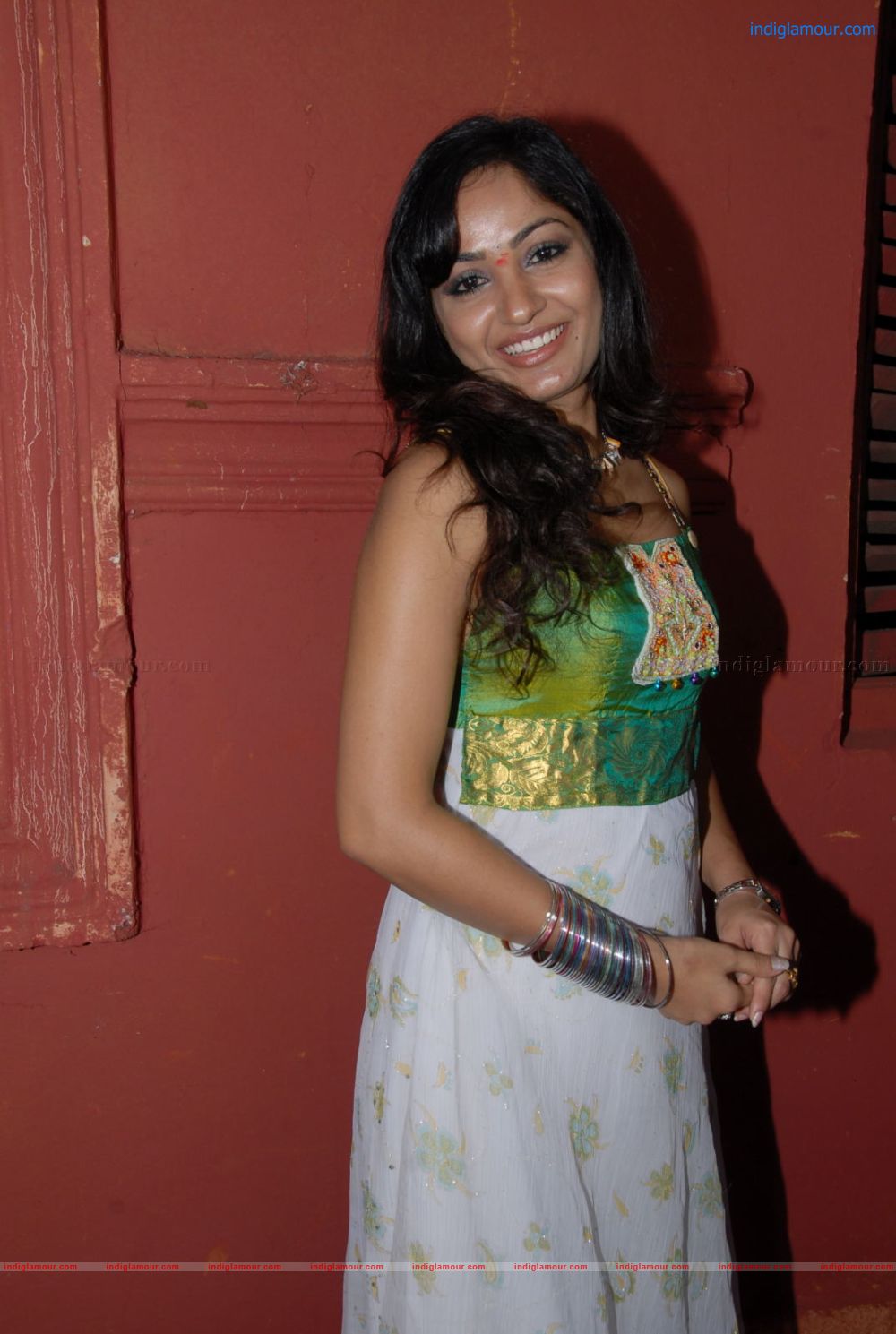 Madhavi Latha Actress hd photo