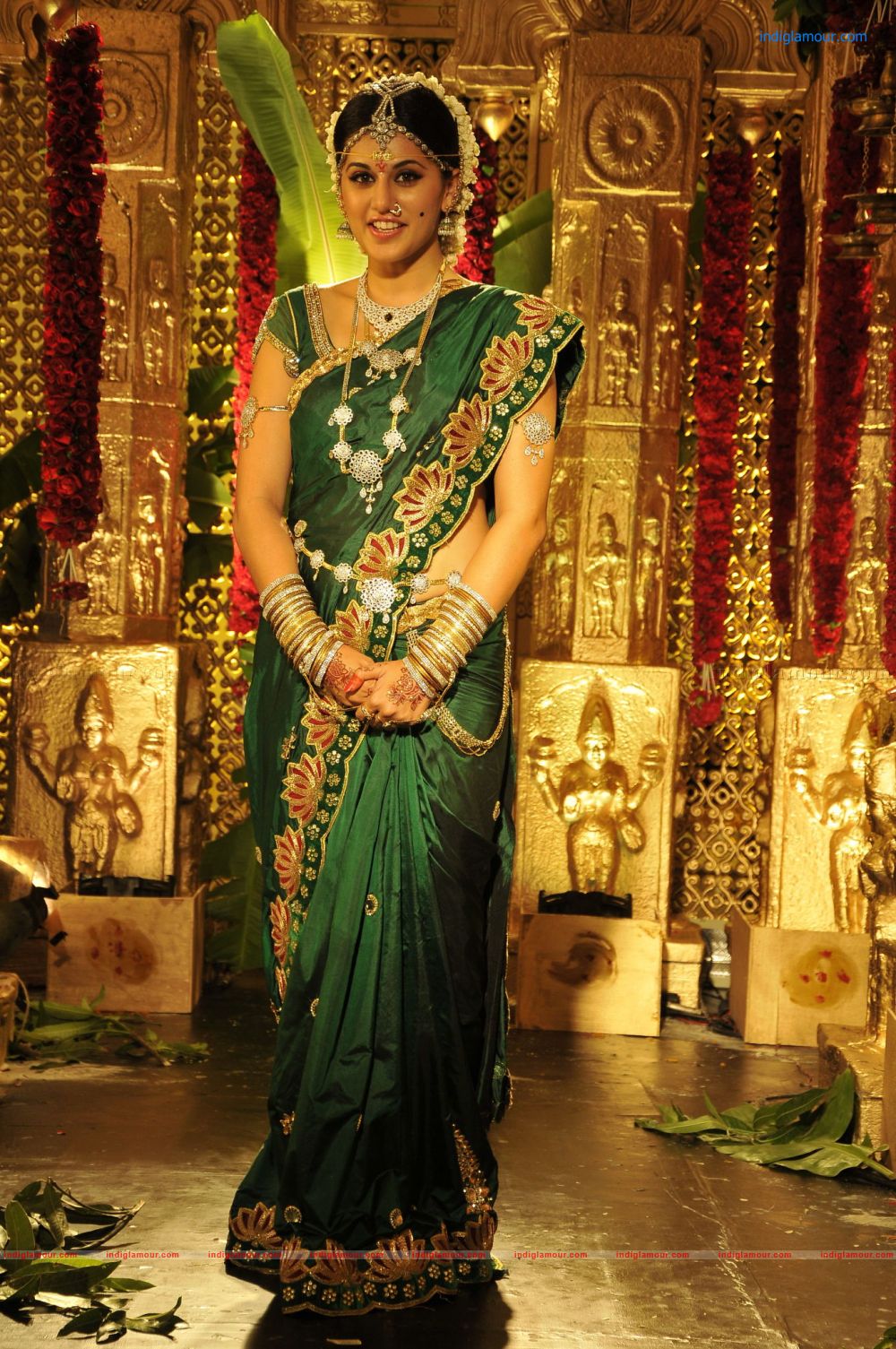 Tapsee Actress hd photo