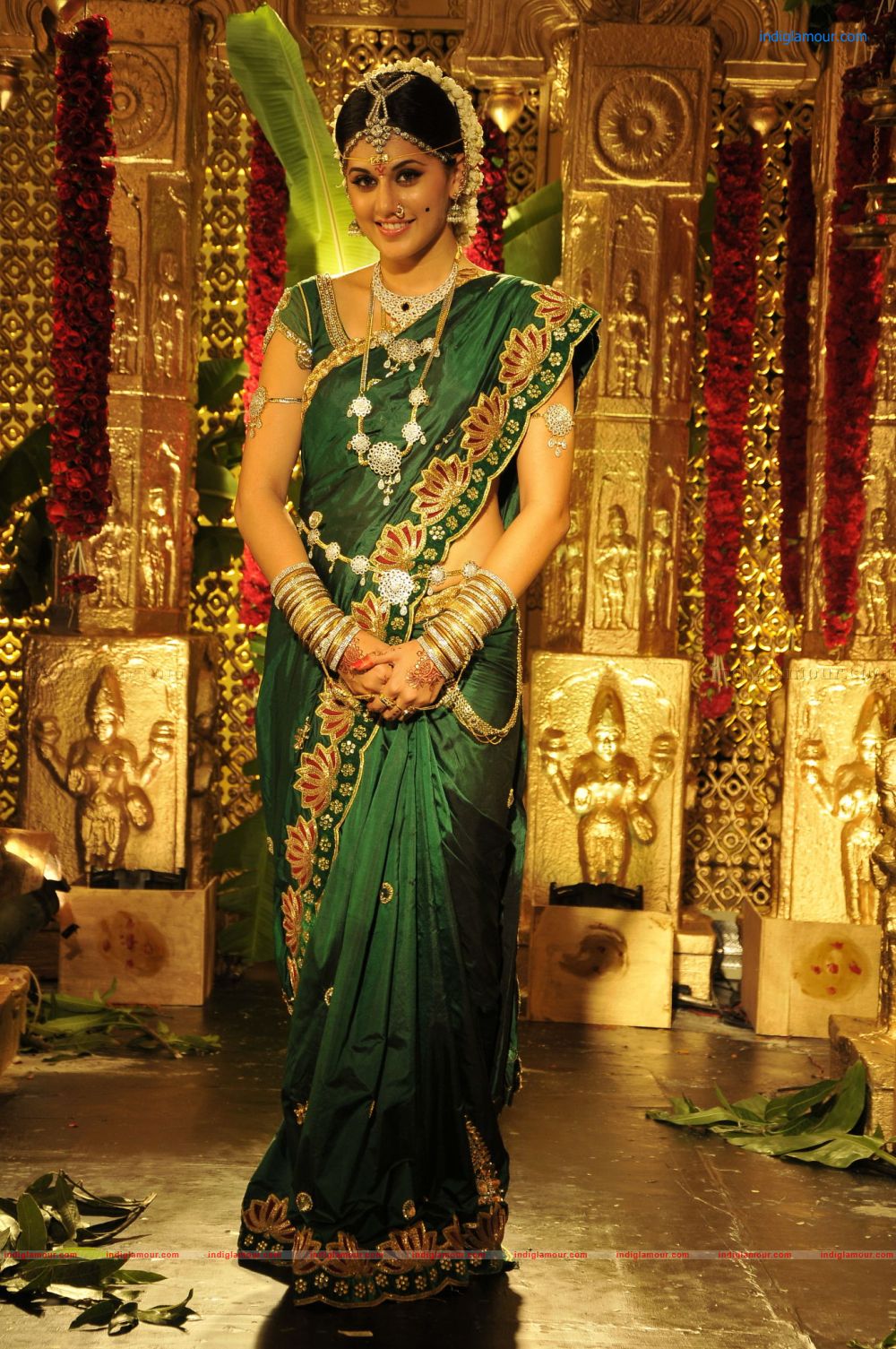 Tapsee Actress hd photo