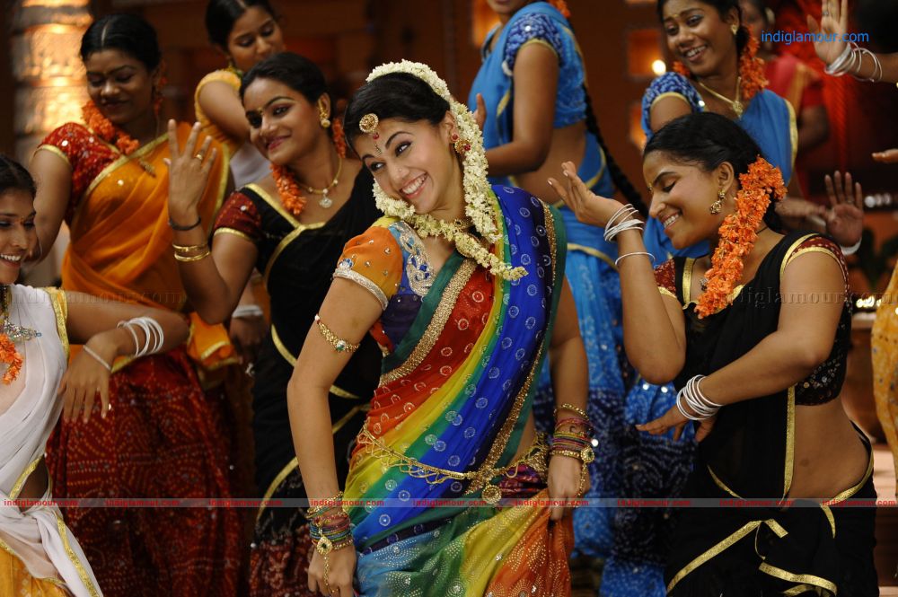 Tapsee Actress hd photo