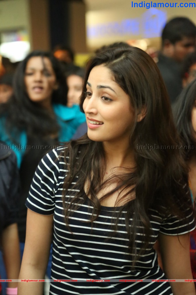 Yami Goutham Actress hd photo