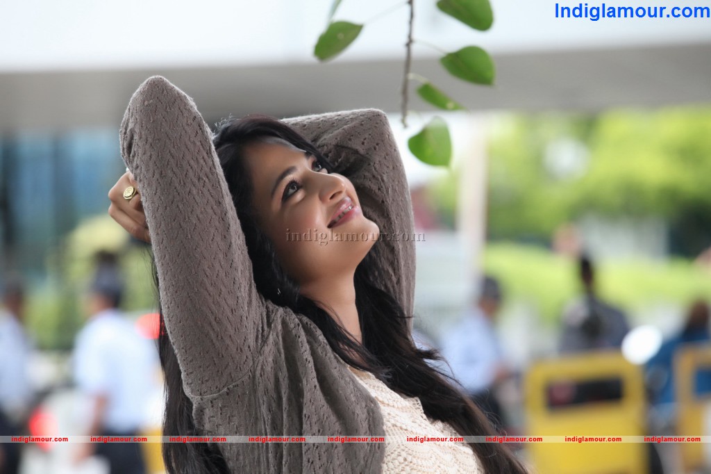 Anushka Actress hd photo