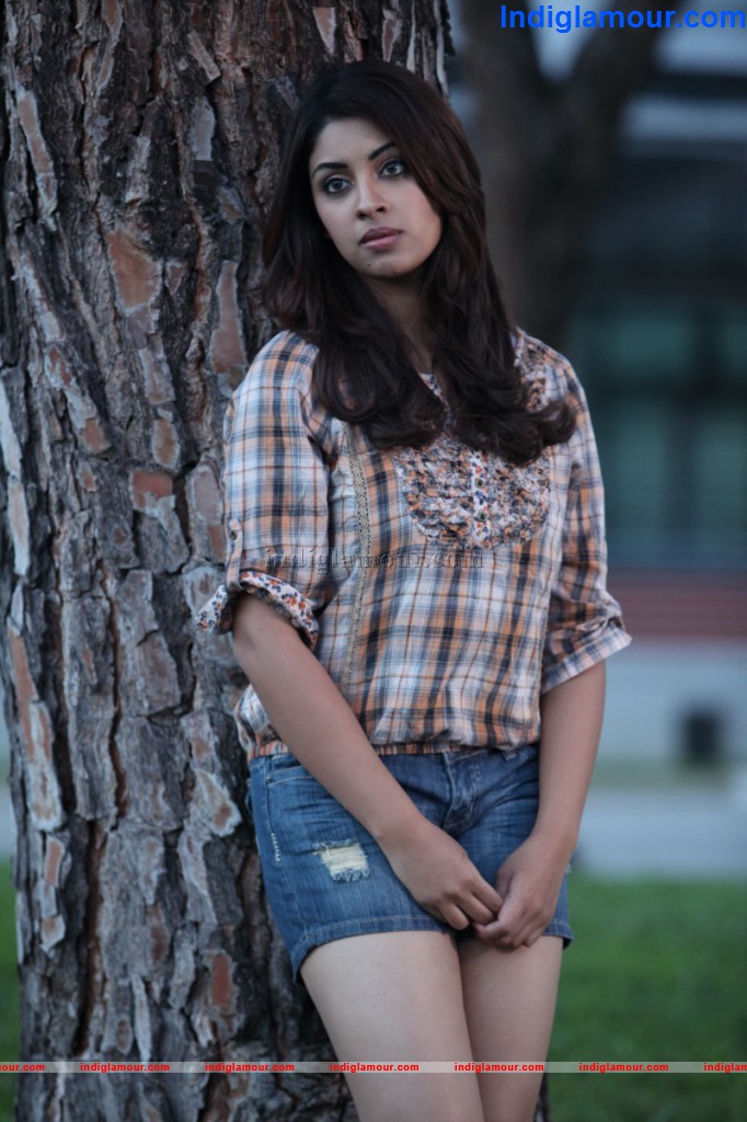 Richa Gangopadhyay Actress hd photo
