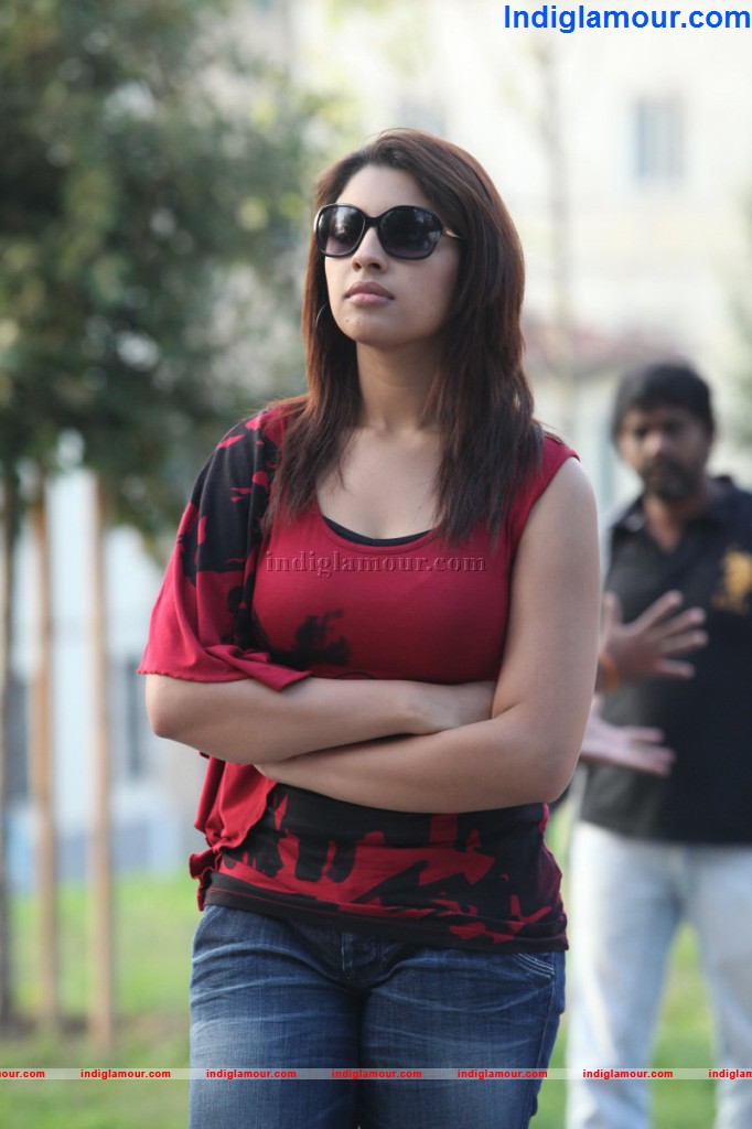 Richa Gangopadhyay Actress hd photo