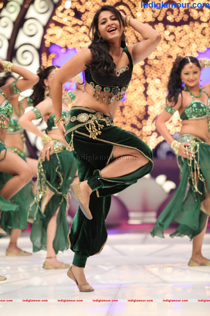 Anushka Actress hd photo