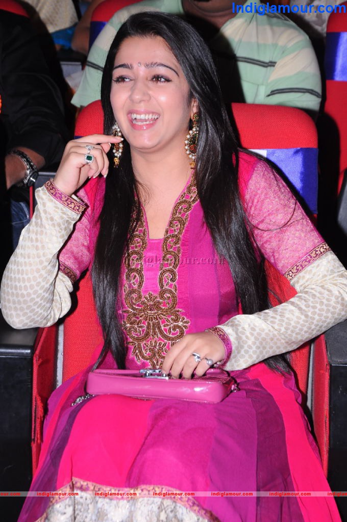 Charmi Actress hd photo
