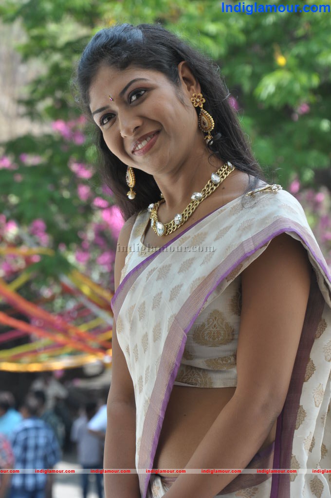 Priya Actress hd photo