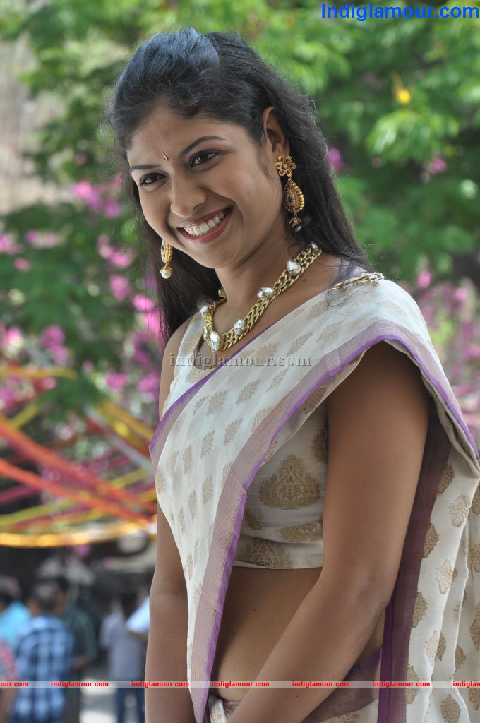 Priya Actress hd photo
