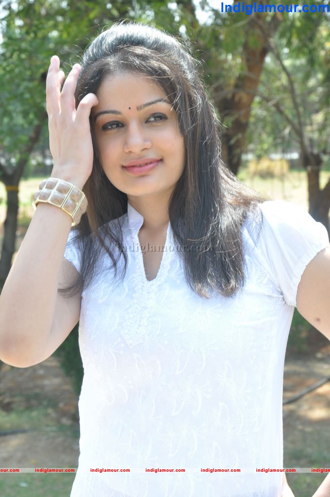 Rupal Actress hd photo