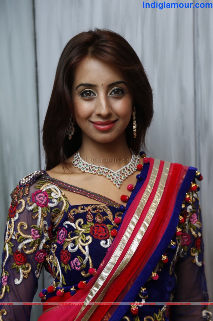 Sanjana Actress hd photo