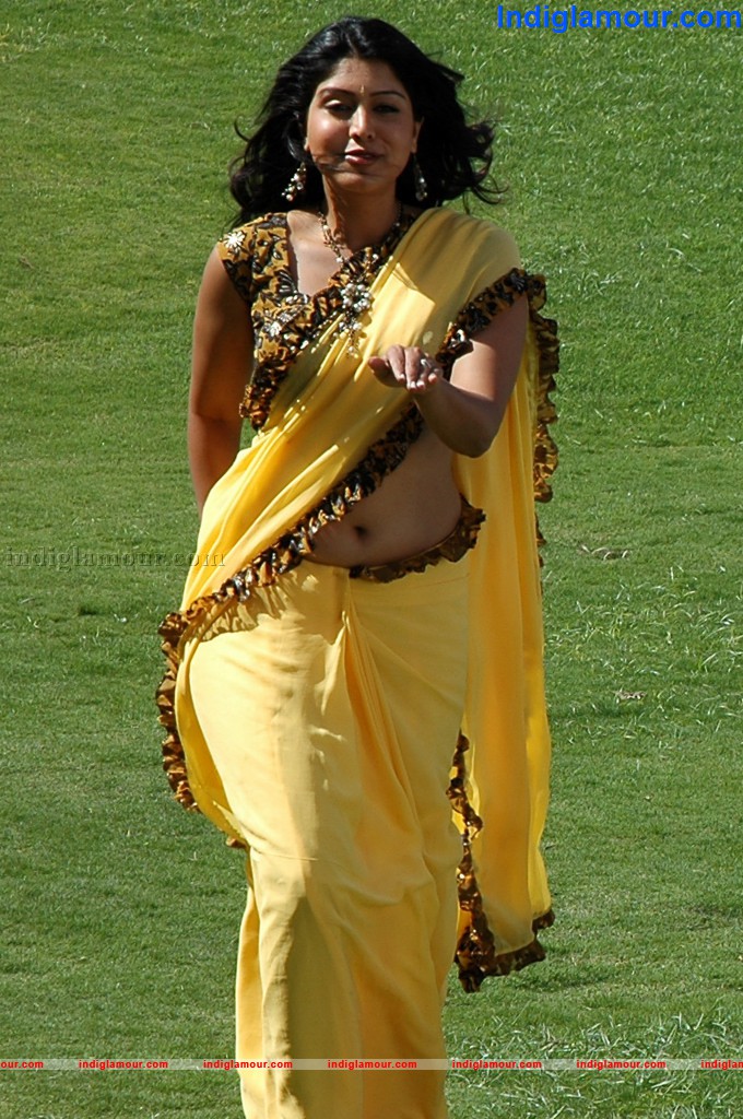 Sheril Pinto Actress hd photo
