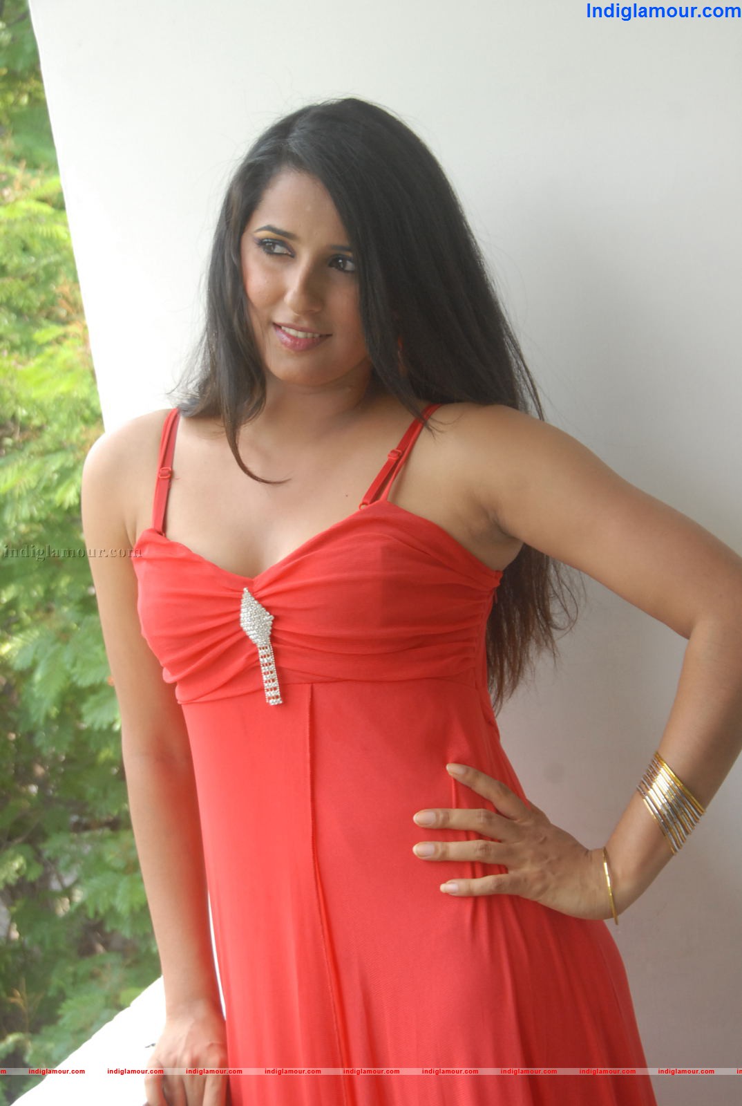 Shrvya Reddy Actress hd photo