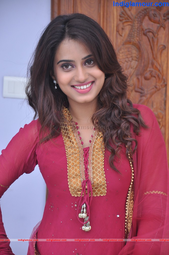 Dimple Chopade Actress hd photo