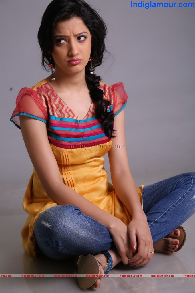 Richa Panai Actress hd photo