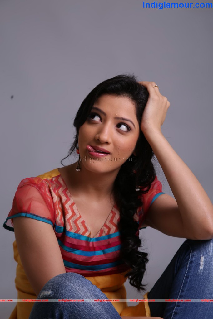 Richa Panai Actress hd photo