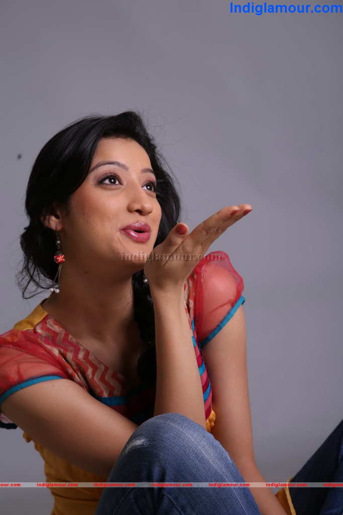 Richa Panai Actress hd photo