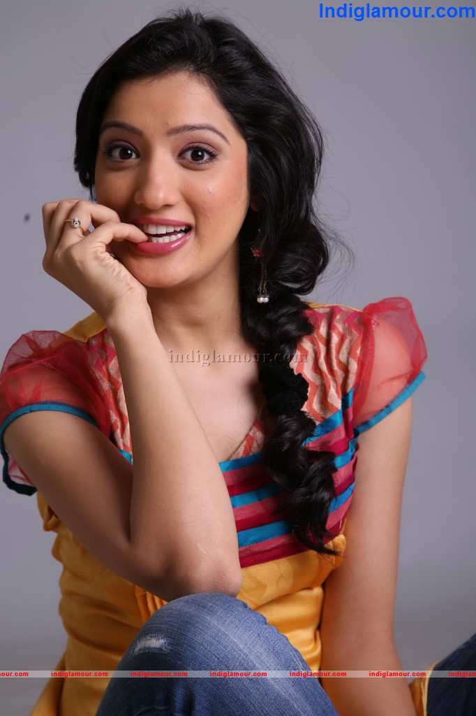 Richa Panai Actress hd photo
