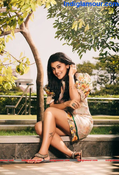 Tapsee Actress hd photo