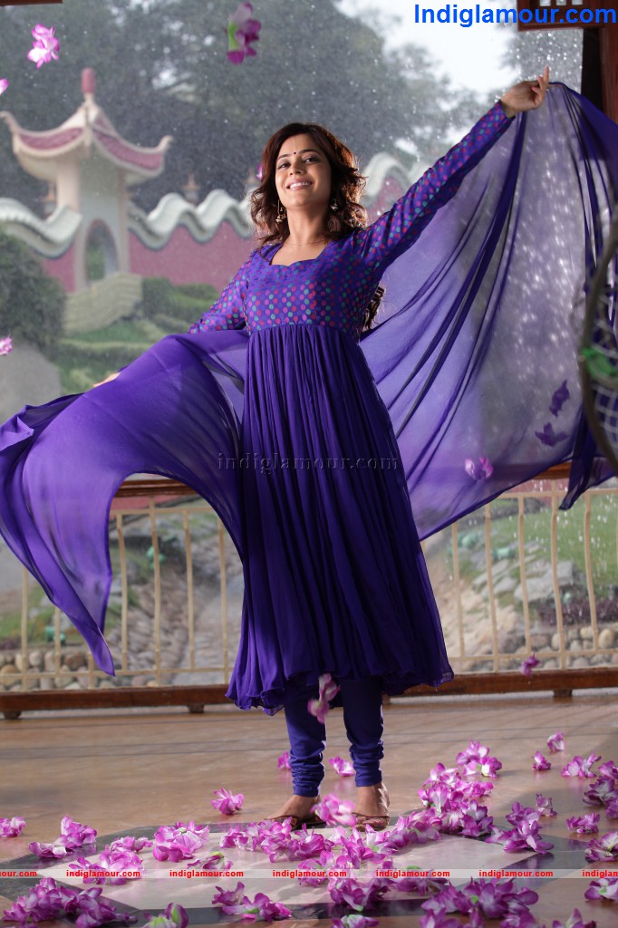 Nisha Aggarwal Actress hd photo