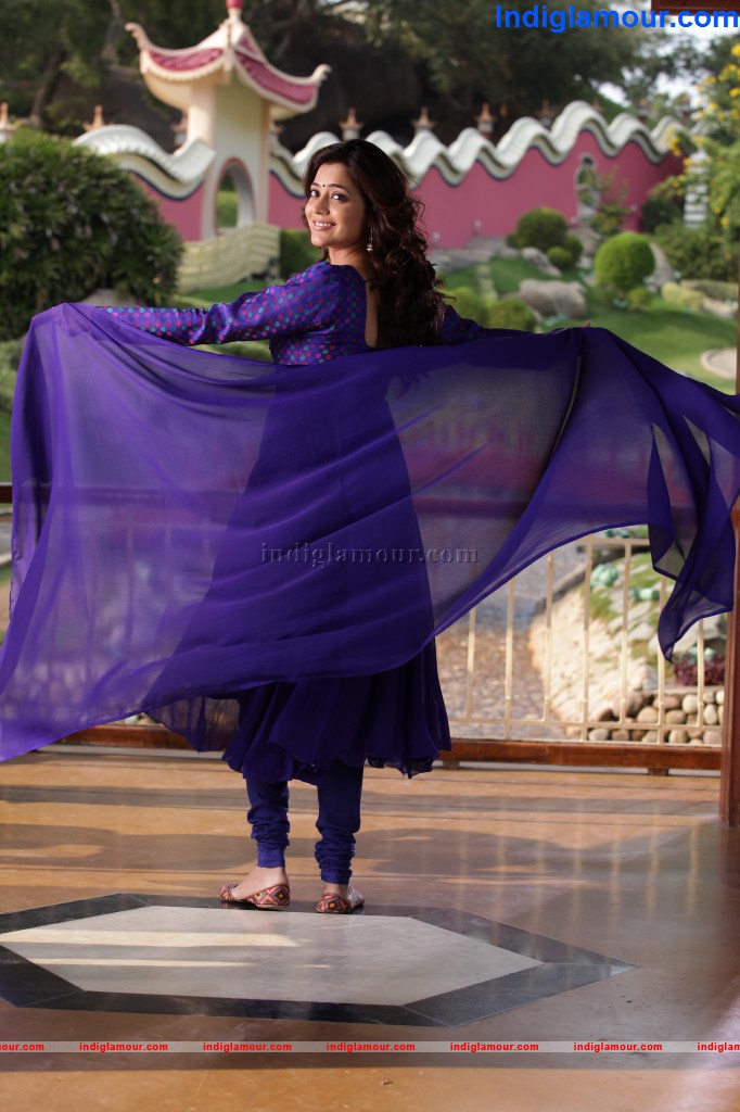 Nisha Aggarwal Actress hd photo