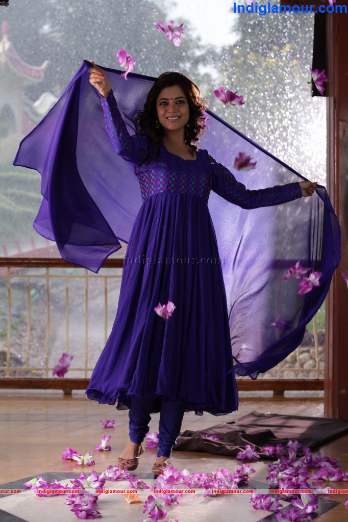 Nisha Aggarwal Actress hd photo