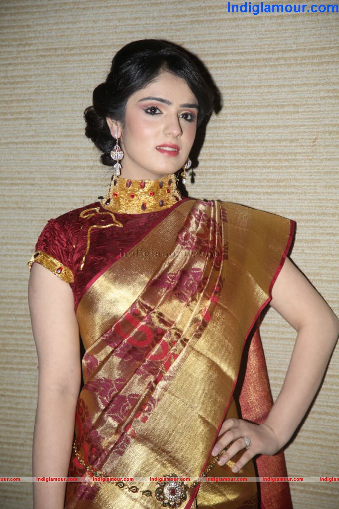 Shefali Sharma Actress hd photo