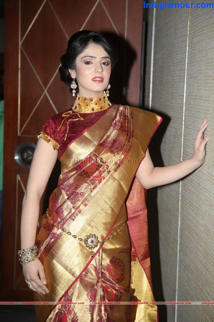 Shefali Sharma Actress hd photo