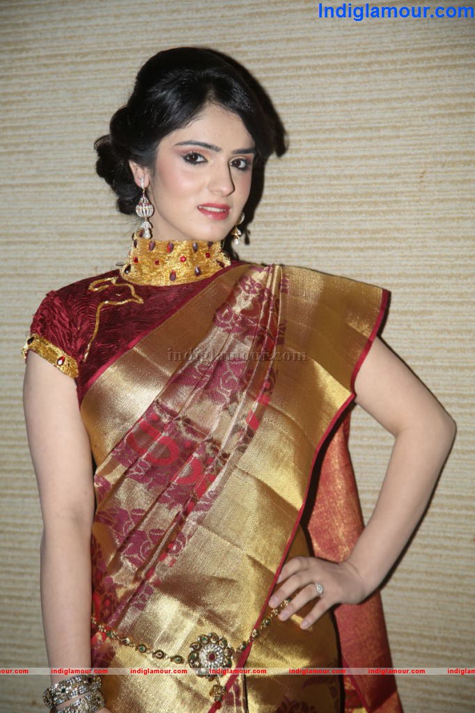 Shefali Sharma Actress hd photo