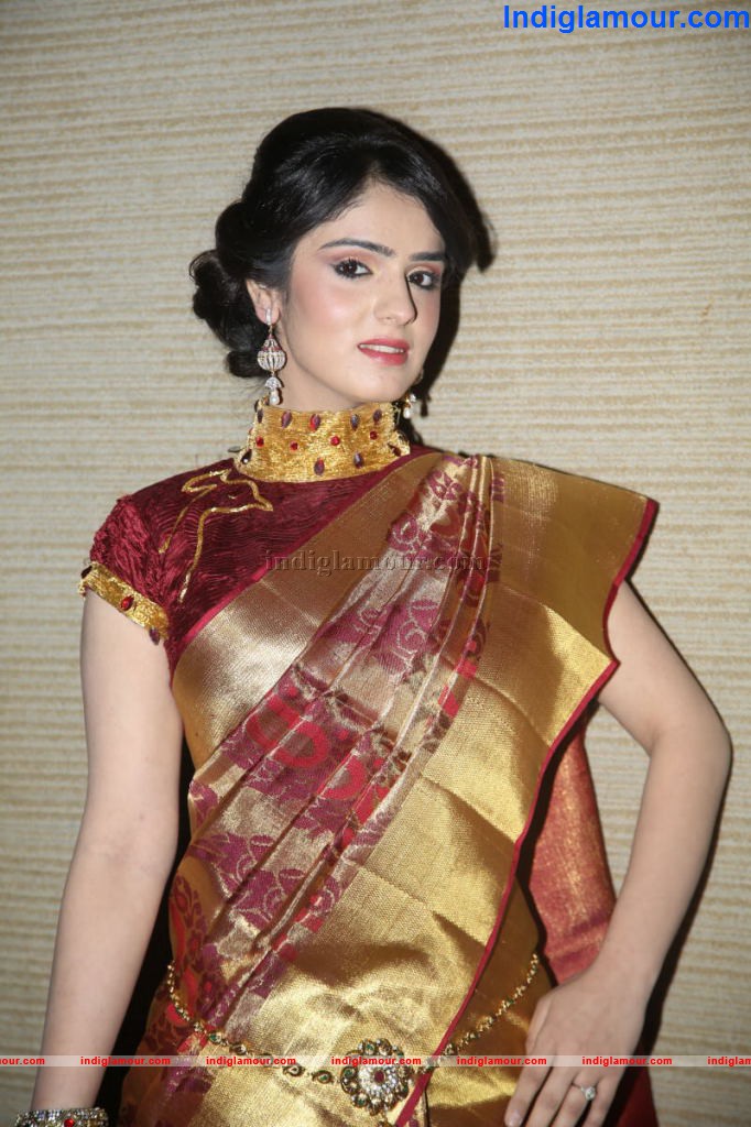Shefali Sharma Actress hd photo