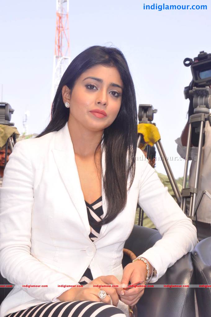 Shriya Saran Actress hd photo