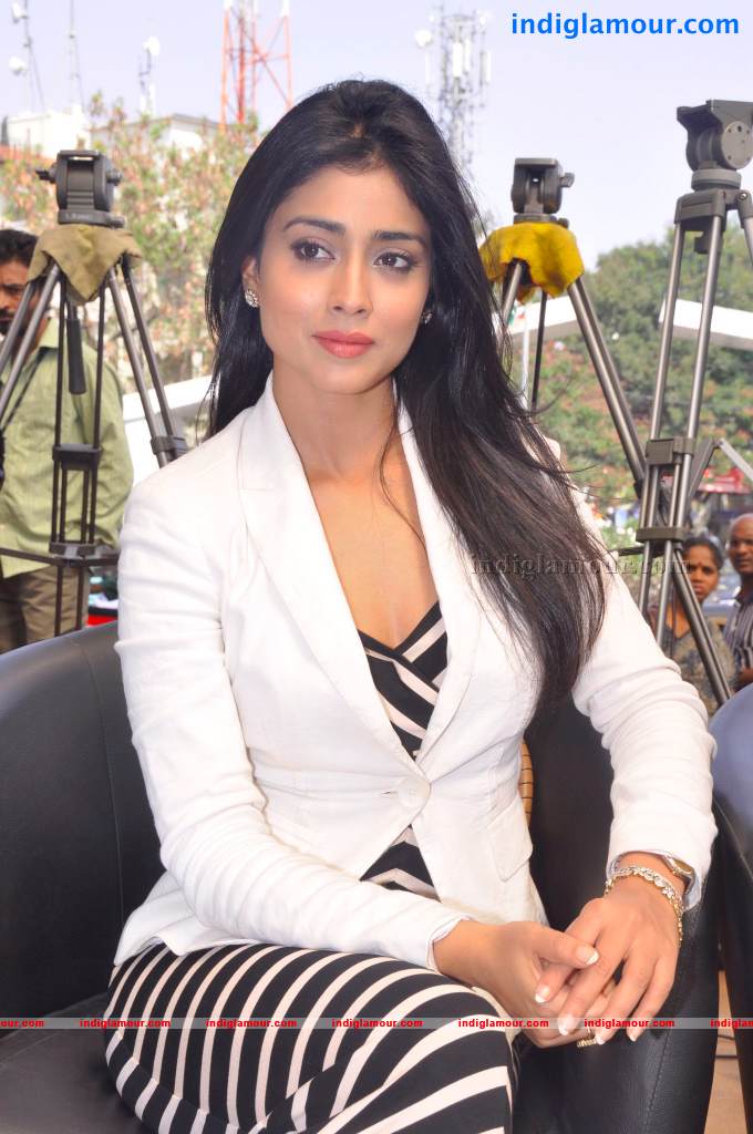 Shriya Saran Actress hd photo